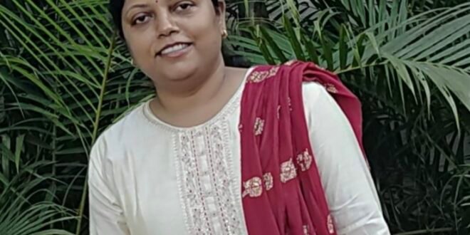 छत्तीसगढ़ प्रदेश स्वास्थ्य कर्मचारी संघ के लिए बस्तर जिला अध्यक्ष के लिए स्वास्थ्य कर्मचारीयों के सम्मान मैं रीमा दानी मैदान मैं